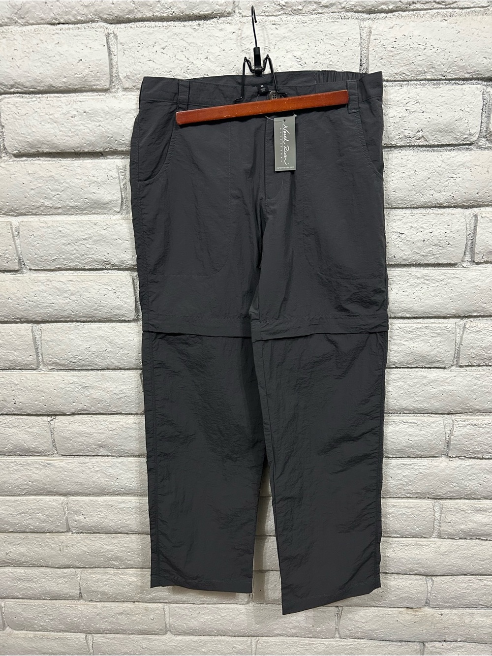 North River Outfitters Charcoal Zip Off Hiking Pants Convert to Shorts NWT